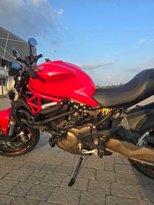 Ducati Monster 821