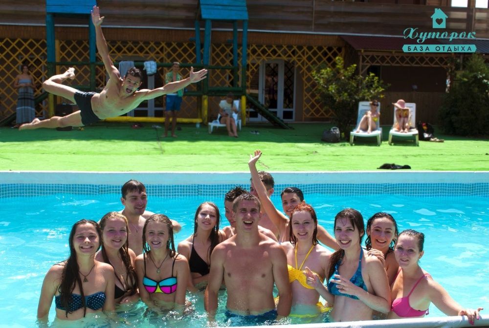 ‼️Продам базу отдыха в центре Затоки "Хуторок" 44 номера