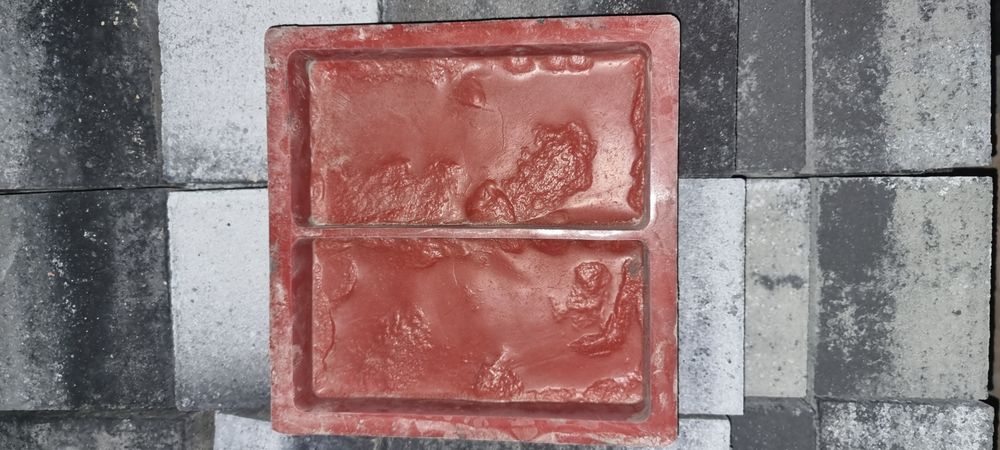 Форми для тротуарної плитки  поліурітанові, пластикові