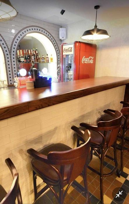 «Watson Pub» – справжній англійський паб у центрі міста.