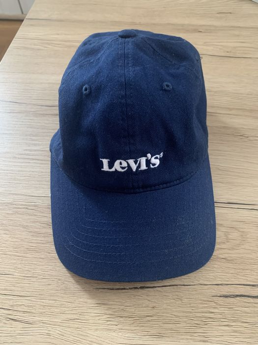 Czapka z daszkiem Levis kolor granatowy