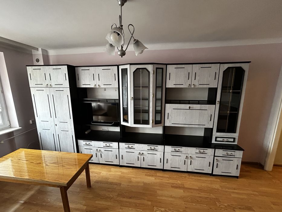 Regaly i inne meble za darmo