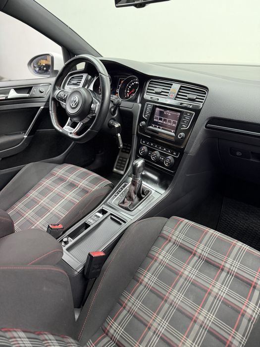 VOLKSWAGEN GOLF 7 GTI DSG