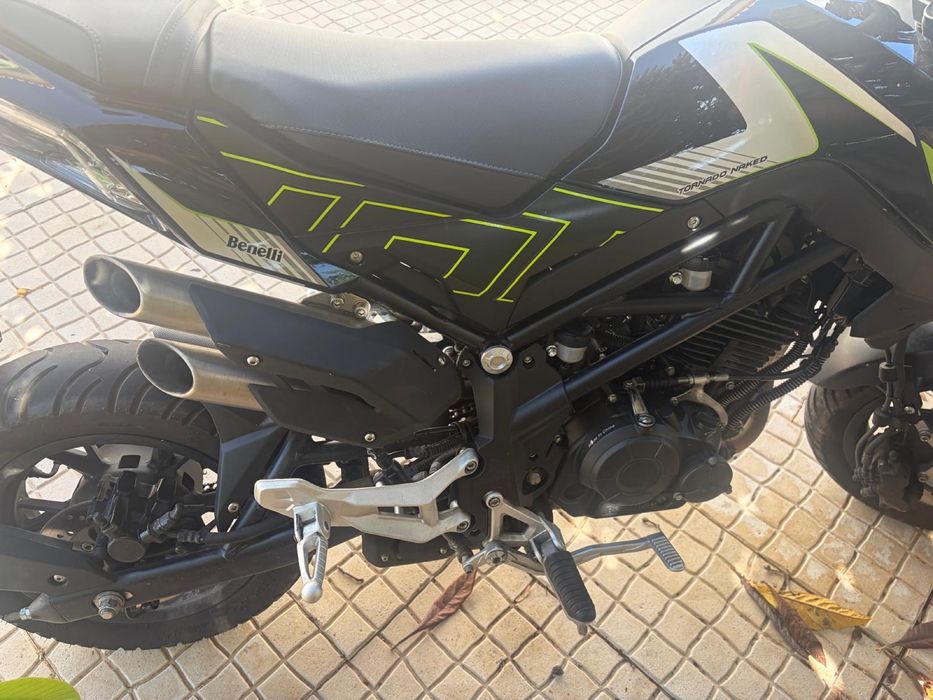 Mota Benelli TNT 125 — Excelente estado