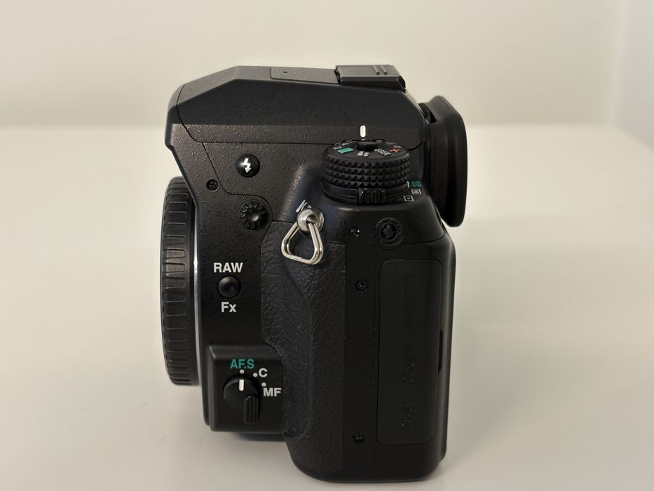 Maquina DSLR Pentax K-5