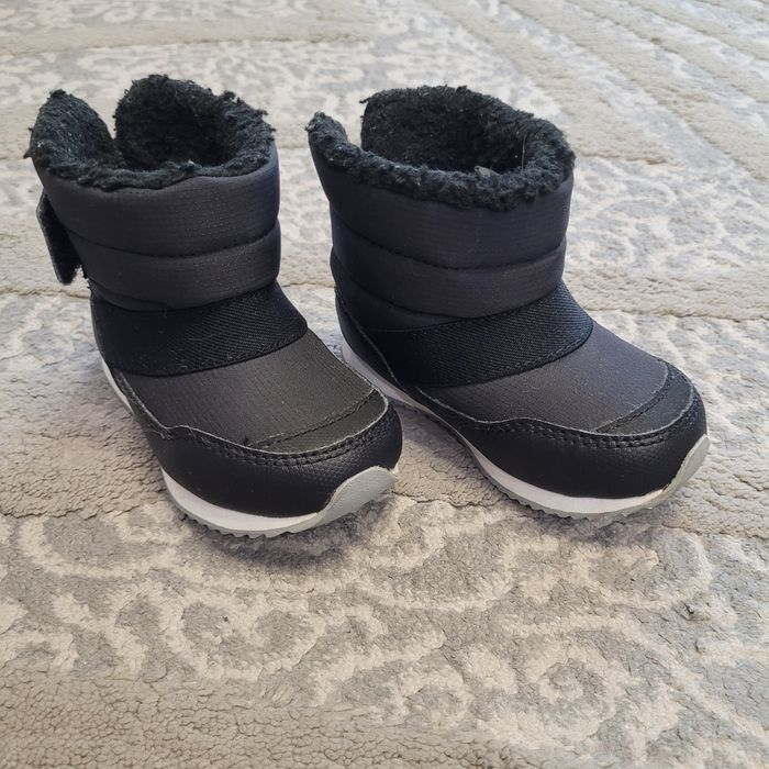 Дитячі чобітки new balance