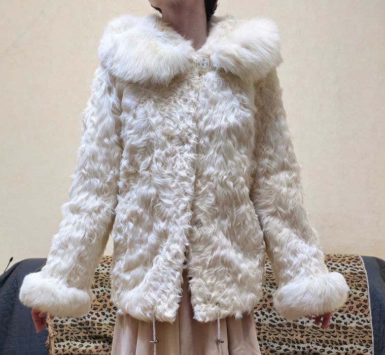 жіночий полушубок з натурального хутра (коза/кролик)