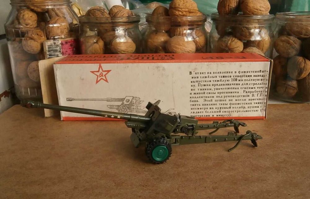 Модель СССР 1:43 Зил Москвич Камаз ГАЗ Руссо Балт РАФ Alfa Romeo NSU