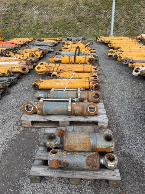 liebherr doosan volvo siłownik hydrauliczny