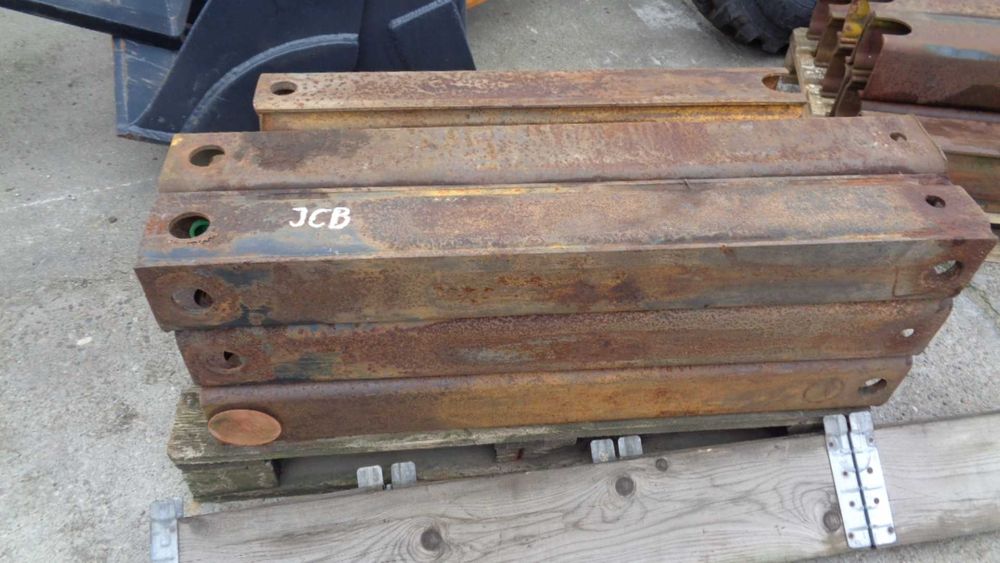JCB 3CX 4CX profil podpory stabilizator