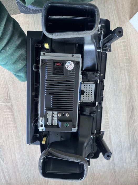 Штатна магнітола Torssen Toyota Land Cruiser