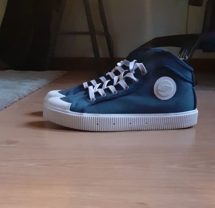 Sapatilhas Sanjo (brancas e azuis)