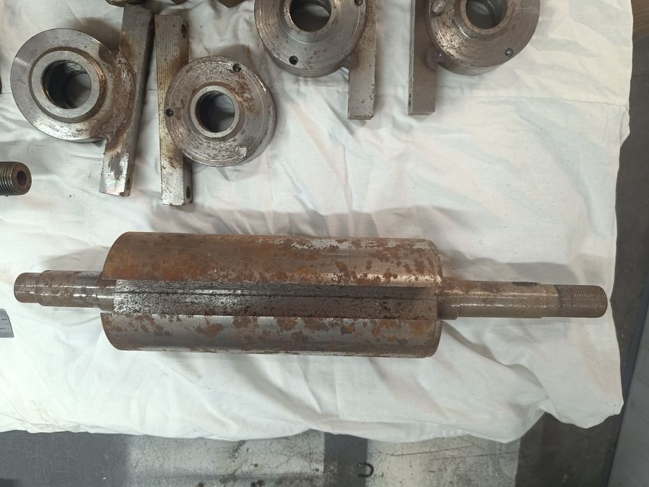 Вал на фуганок, рубанок, циркулярку, комплект.