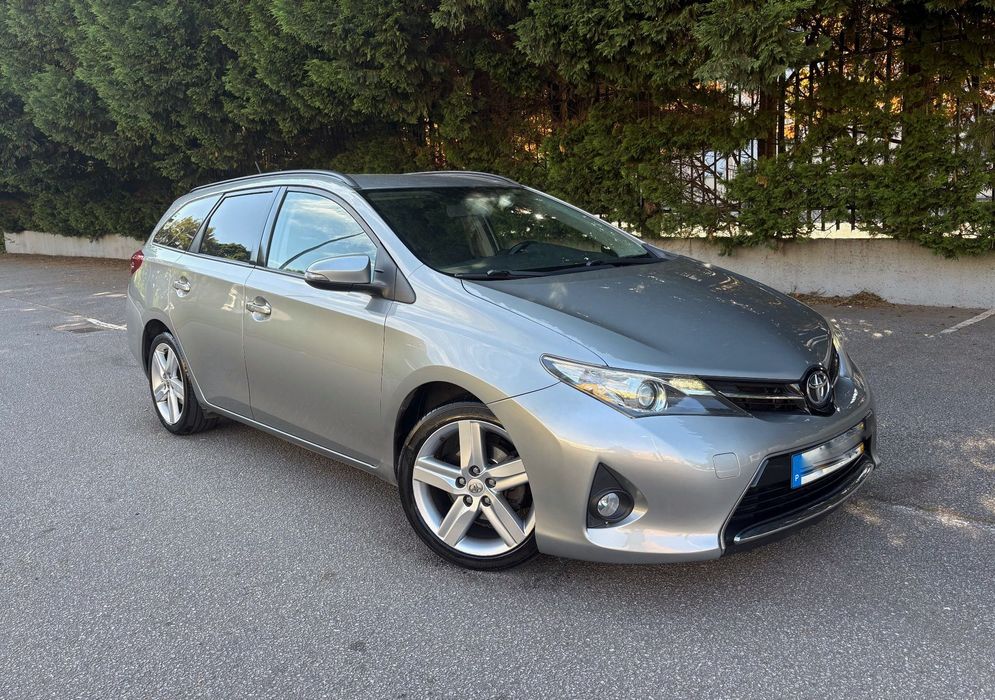 Toyota Auris Touring Sports 1.4 D-4D C.+P.Techo+P.Sport