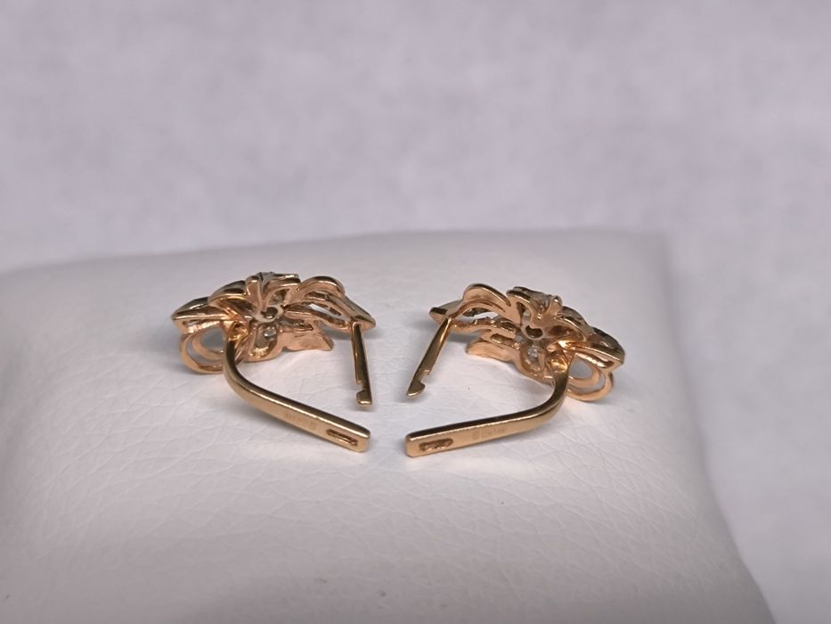 Серьги золотые, вес 3.43