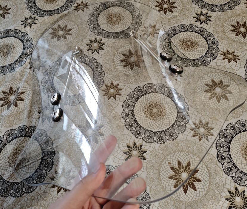 Стекло на мотоцикл