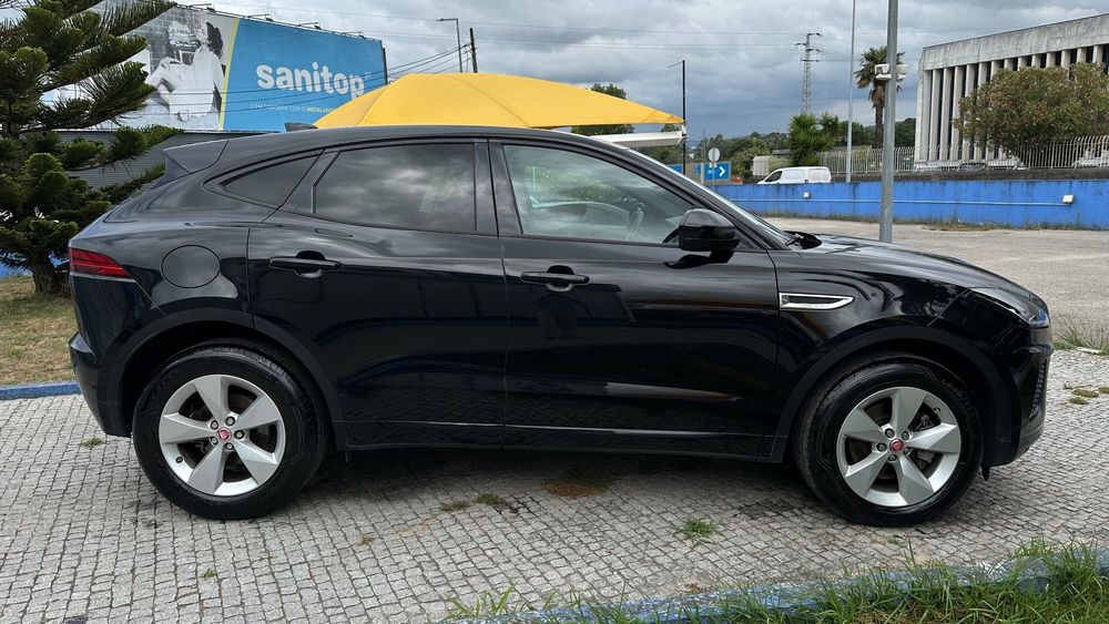 Jaguar E-Pace D150 R-Dynamic492194541538519047