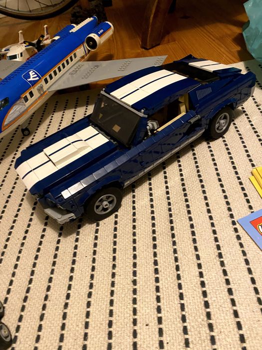 Vários conjuntos LEGO