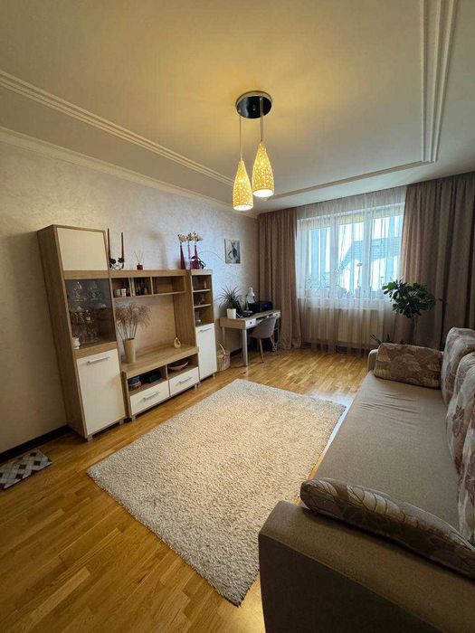 Продаж затишної квартири з ремонтом лише по 950 дол. за метр в Пустомити