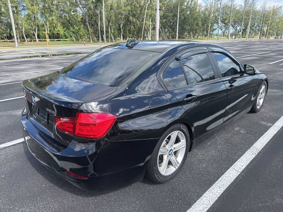 BMW 3 Series 328i      2015