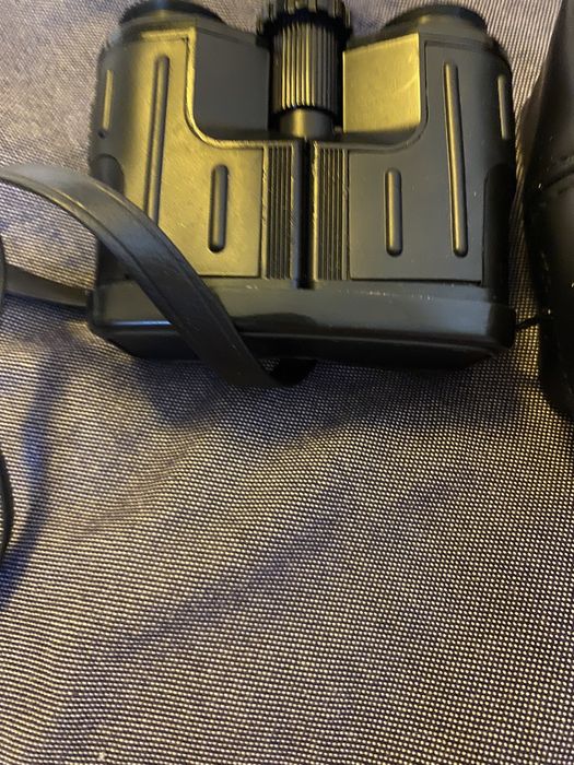 Продам бинокль Carena