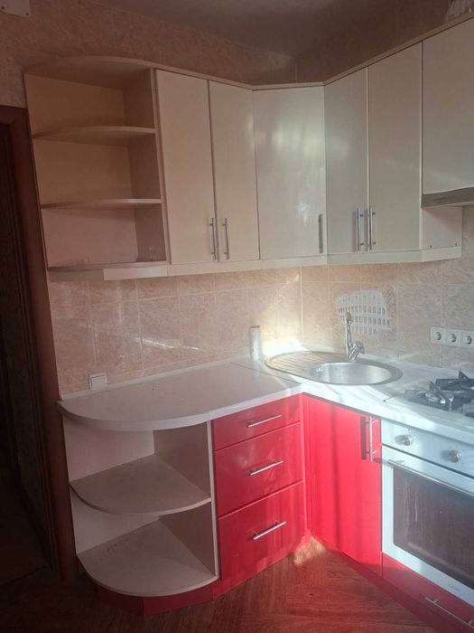Продам квартиру в  с.Максимівка Богодухівського району