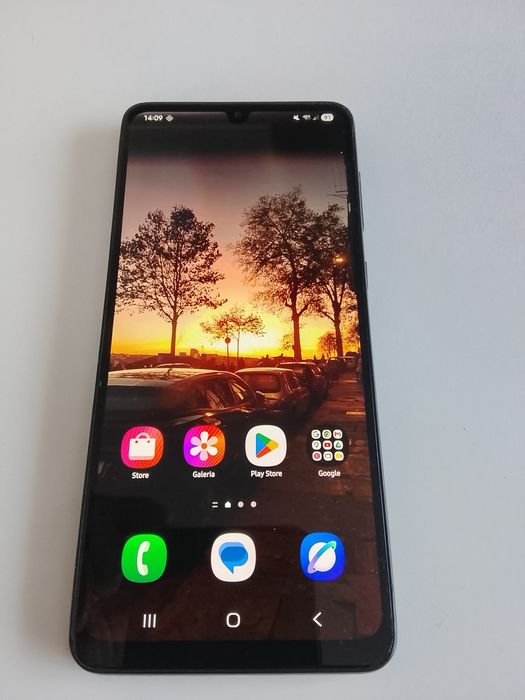 Samsung A33 5G .