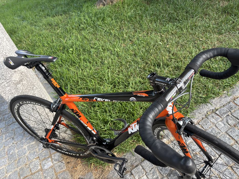 Bicicleta KTM  carbon