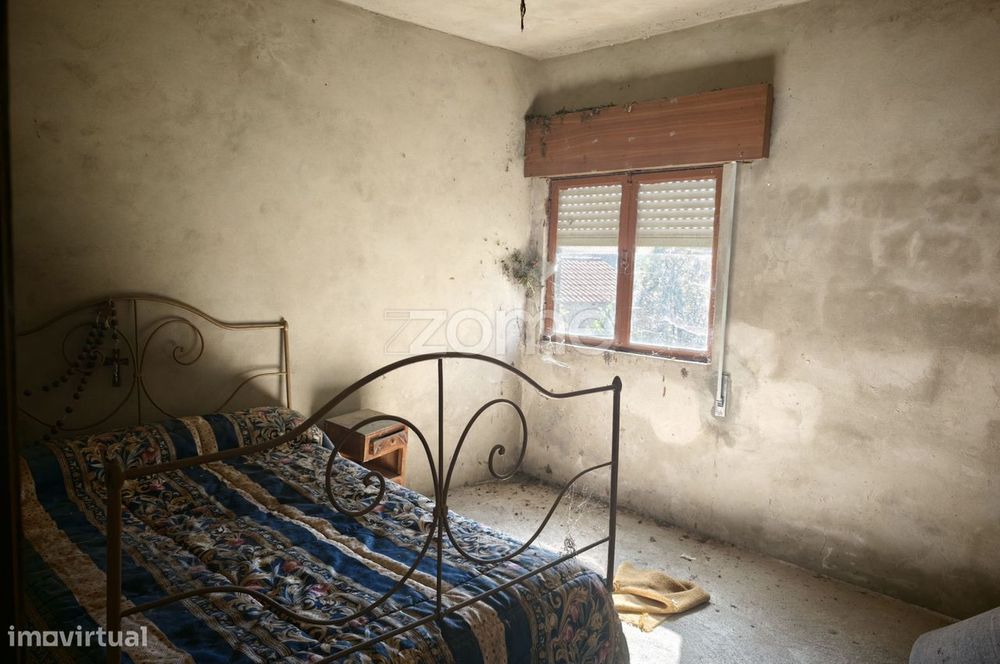 Três Moradias com terreno Pópulo, Alijó