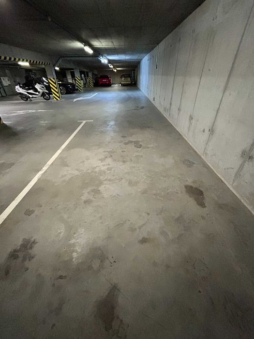 Miejsce postojowe w garażu podziemnym