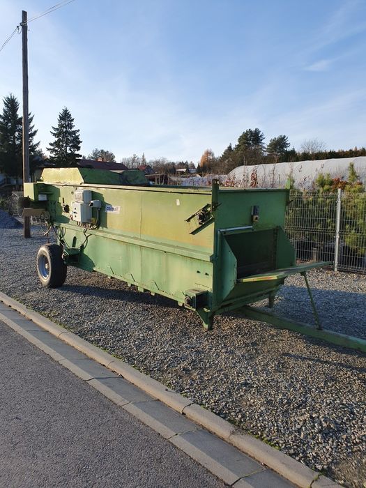 Mieszalnik - rozdrabniacz torfu.