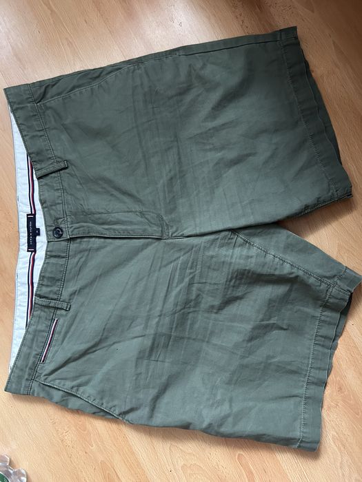 Tommy hilfiger spodenki krótkie pas 100 cm dł 48 cm polecam