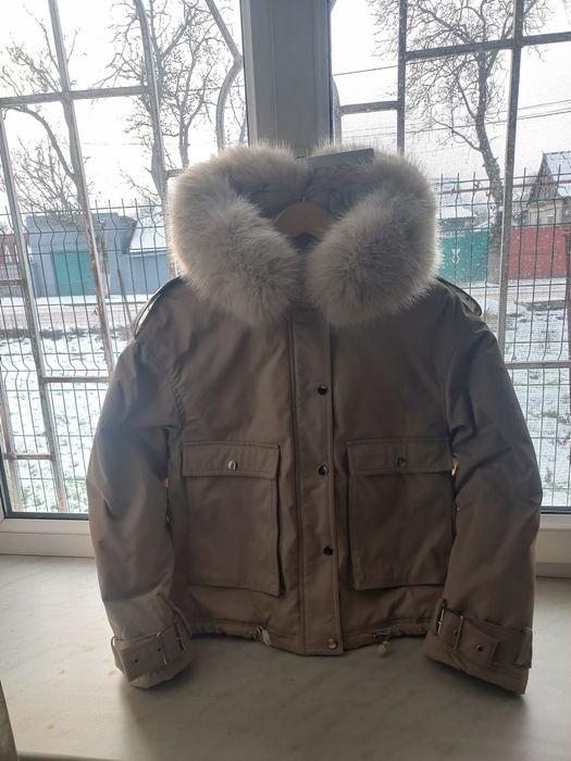 Продам женскую куртку