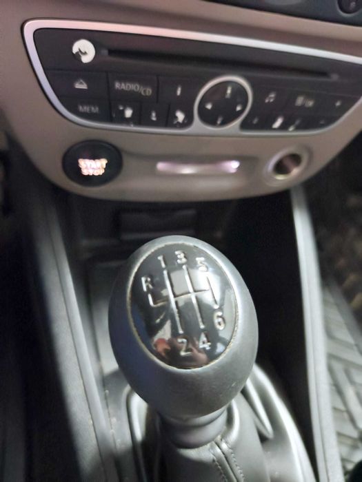 Renault megane 2011, 110 cv, a/c, 2 lugares, impecável