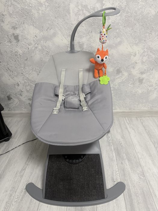 Заколисуючий центр Chicco