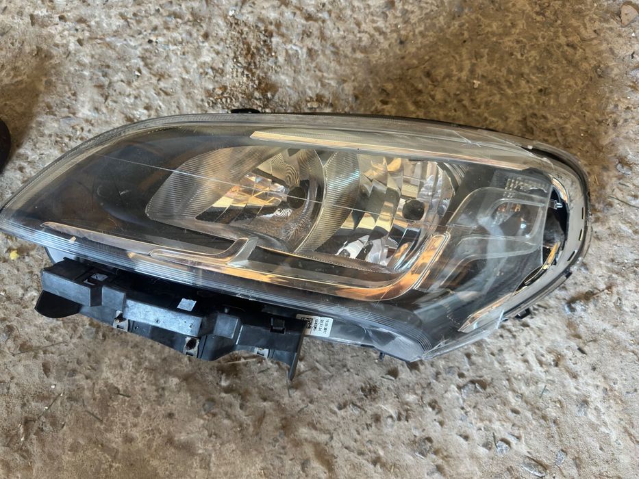 Ліва фара Фіат добло 263 рест