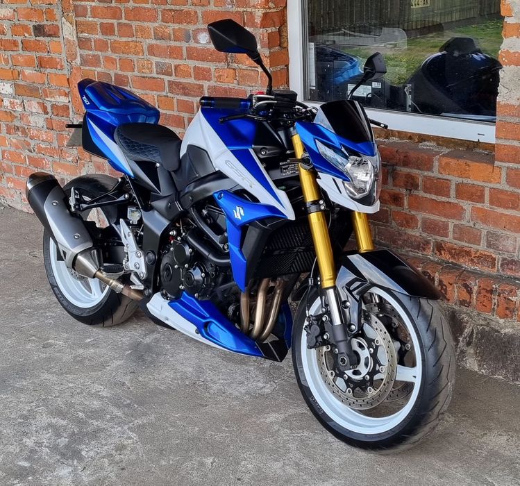 Suzuki GSR !Stan jak nowy!Super kolor!Dodatki!Rocznik 2015!