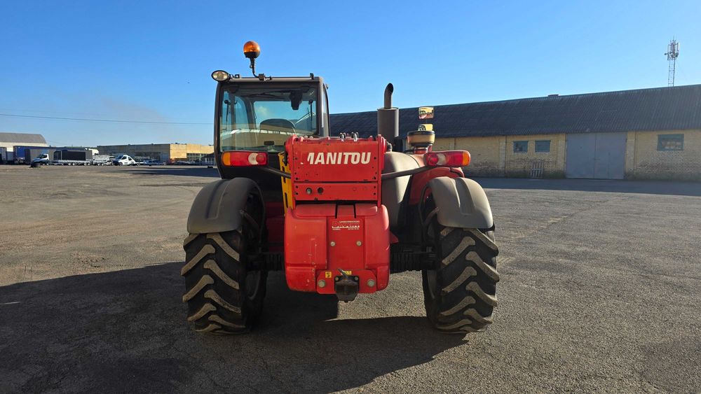Свіжопривезений телескопічний навантажувач manitou mlt 634 lsu