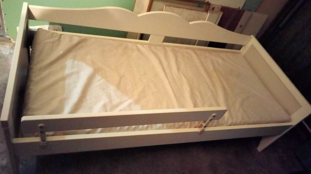 Cama de criança IKEA