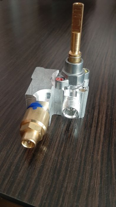 Газовий регулюючий клапан Defendi A401.