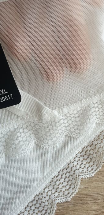 4×Damskie majtki figi z koronką 2XL