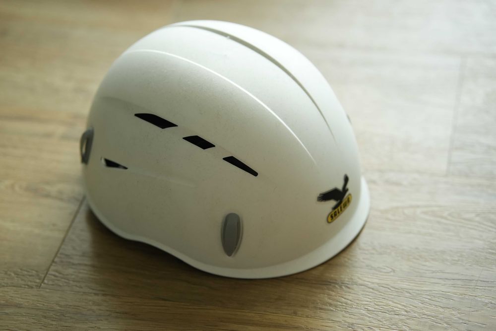 Capacete de escalada Salewa