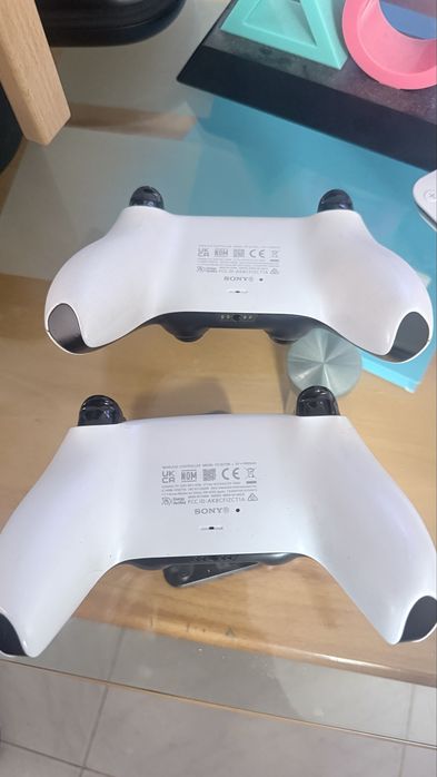 Comandos DualSense PlayStation 5 (Originais) – Bom Estado