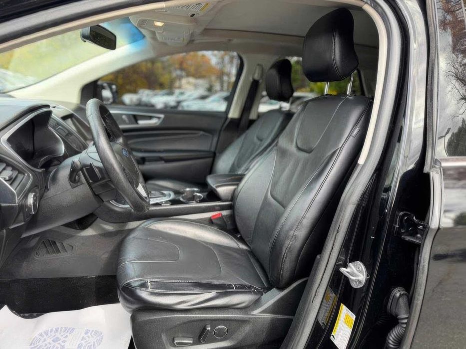 Ford Edge Titanium      2019