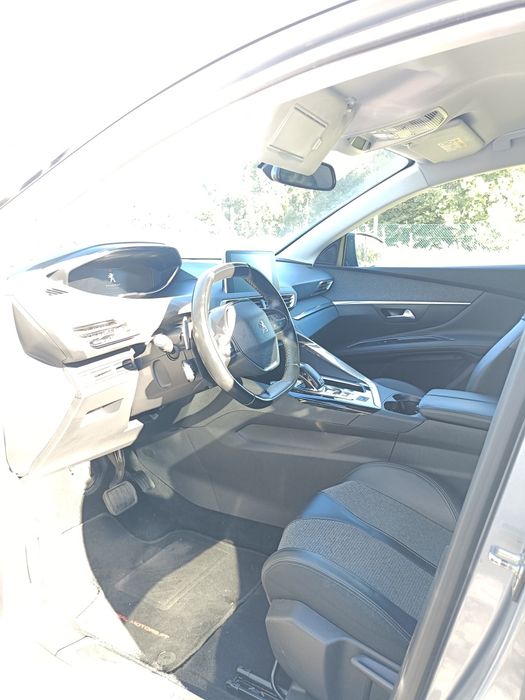 Peugeot 3008 Allure Caixa Automática 8 Velocidades