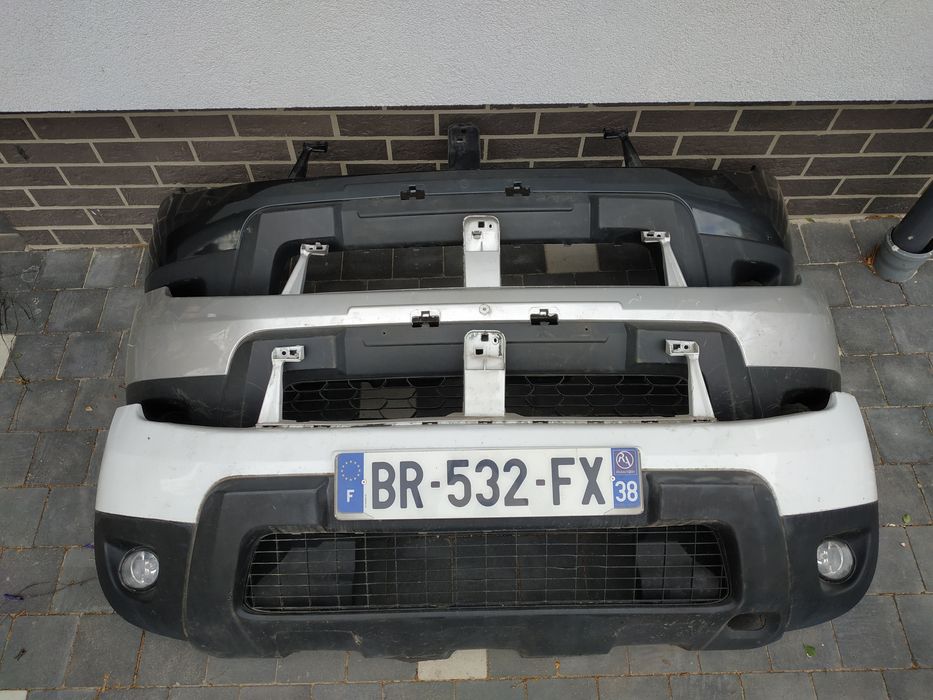 Бампер передній для Рено Дастер