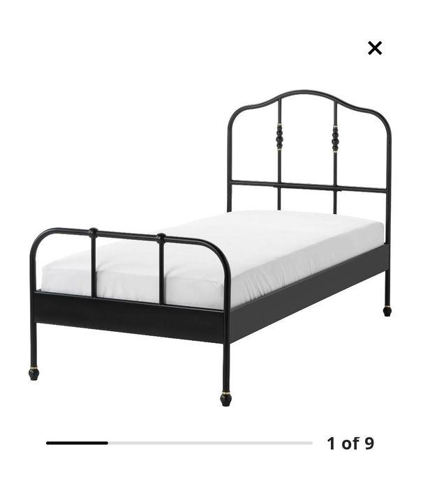 Cama com Estrado e Colchão Incluídos