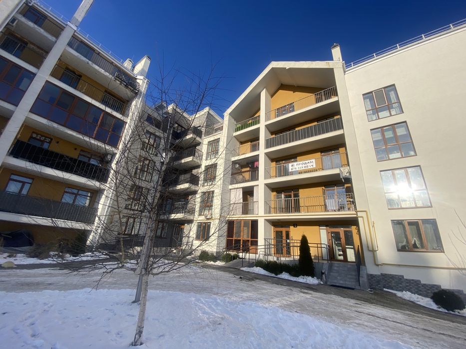 Квартира з шикарним видом на озеро в ЖК Гостомель Резіденс