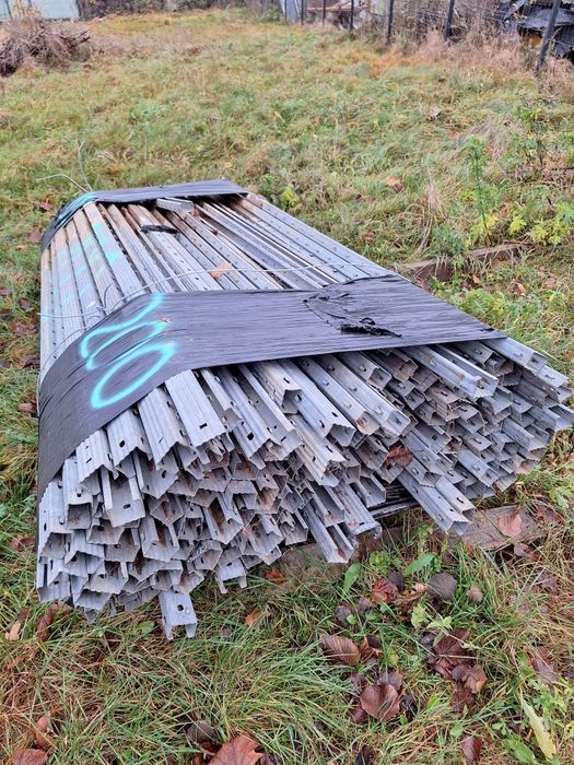 słupki metalowe ocynkowane