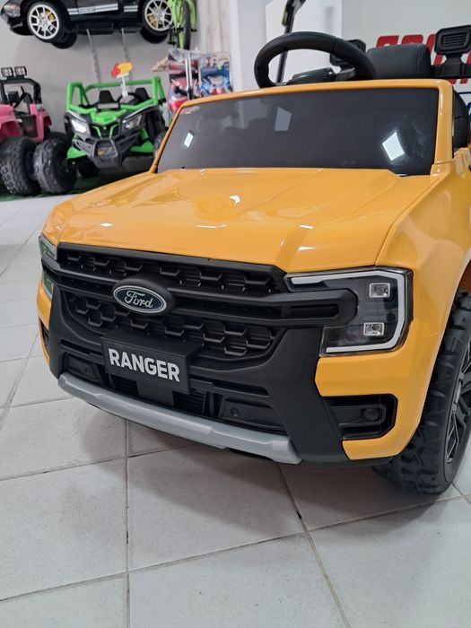Carro jipe Elétrico criança 12v rodas borracha